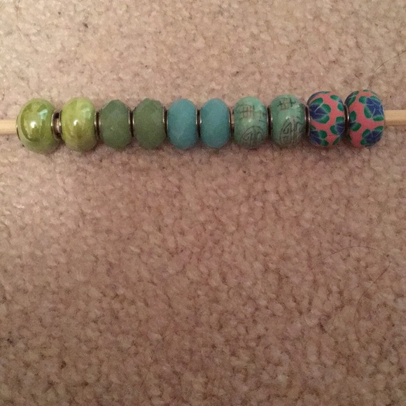 10 stringing beads, approx 1/2” in diameter-bl/gem - Picture 2 of 5